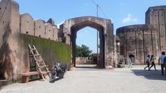 Orchha Fort complex in Orchha, Madhya Pradesh