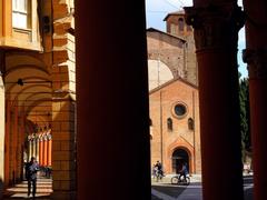 Bologna Asinelli monument