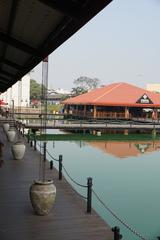 Pettah Floating Markets in Colombo, Sri Lanka