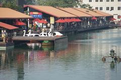 Pettah Floating Markets in Colombo, Sri Lanka