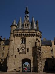 Porte Cailhau in Bordeaux