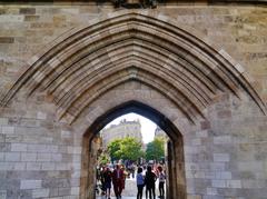 Cailhau Gate passage in Bordeaux, France