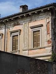 Photo of a cultural heritage monument in Italy with closed windows