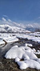 snow-clad view of river Jhelum at Dooru Shahabad