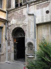 Casa de Bernat Xanxo courtyard