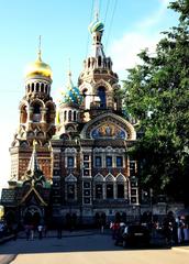 Church of the Savior on Spilled Blood in sunlight