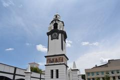 monument in Malaysia identified by ID