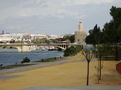 La Torre de Oro in Sevilla