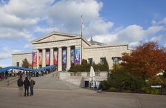 Shedd Aquarium exterior in Chicago, Illinois