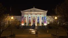 Shedd Aquarium main entrance exterior in Chicago