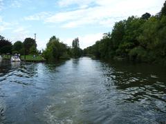 Hedsor Water re-entering the River Thames at Cookham Lock