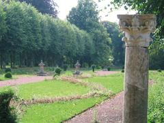 terraced garden at Kasteel van Bijgaarden