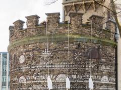 Römerturm Köln mit Sicherungen