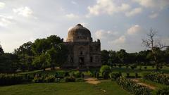 monuments in Lodhi Gardens Delhi