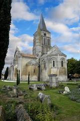 St.-Pierre Aulnay church's east end, transept, and tower view