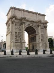 Arc in Marseille