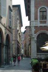 Via Sant'Andrea and Via Fillungo intersection in Lucca, 2010