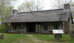 Belle Meade Plantation main mansion and surrounding landscape