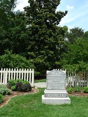 Gravestone of the horse Enquirer at Belle Meade Plantation