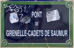 Plaque du pont de Grenelle - Cadets de Saumur in Paris