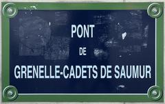 Plaque du pont de Grenelle - Cadets de Saumur in Paris