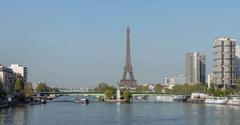 Pont de Grenelle as seen from Pont Mirabeau, Paris