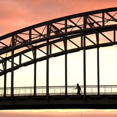 Passerelle Debilly during sunset in Paris