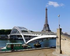 Passerelle Debilly bridge in Paris