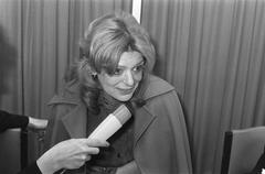 Melina Mercouri signing her book 'I was born Greek' at Bijenkorf Amsterdam