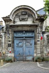 gate of the Hôtel de Vauluisant in Troyes, France