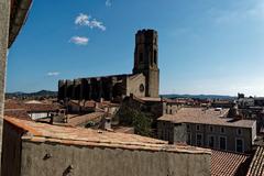 Southeast view of Église Saint-Vincent from Rue de la Liberté in Carcassonne