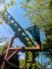 Thorpe Park entrance from the pedestrian path