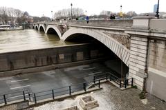 2018 Seine river flood in Paris under Pont d'Austerlitz