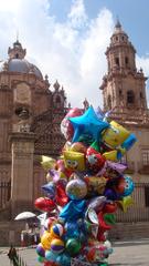 Catedral Metropolitana de Morelia with hot air balloons