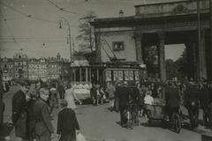 Landelijke frontzorg collecte in Amsterdam on 27 May 1944