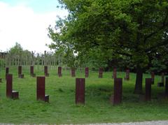 Anatol Herzfeld Parlament sculpture at Museum Insel Hombroich