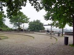 Paula-Karpinski-Platz in Hamburg overlooking the harbor