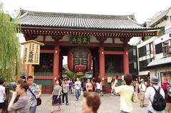 Kaminarimon Gate at Sensoji Temple