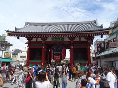 Kaminarimon gate in Asakusa, Tokyo