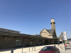 Dinan train station building