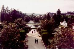 Jardines de Sabatini, viewed from Calle de Bailén, Madrid, October 1999