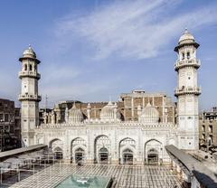 Mohabbat Khan Mosque exterior