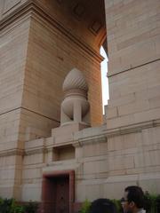 India Gate with surrounding greenery