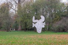 Figure découpée sculpture in Vondelpark