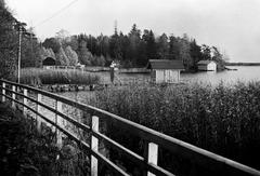 Seurasaarentie Helsinki 1930s swimming cottages and piers