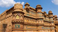 beautiful architectural design on the wall of Gwalior Fort