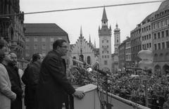 FDP rally in Munich with Hans Dietrich Genscher, Werner Maihofer, and Josef Ertl on Friedensplatz