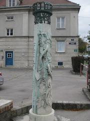 Public art installation at Grinzinger Straße in Vienna, number 41642.