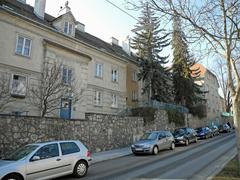 Grinzinger Street municipal residential buildings