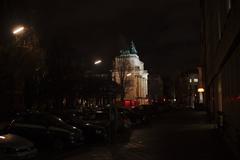 Siegestor in Munich at night